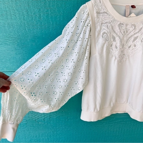 ANTHROPOLOGIE PILCRO WASHED EYELET SWEATSHIRT IVORY SIZE MEDIUM NWT - Picture 8 of 13